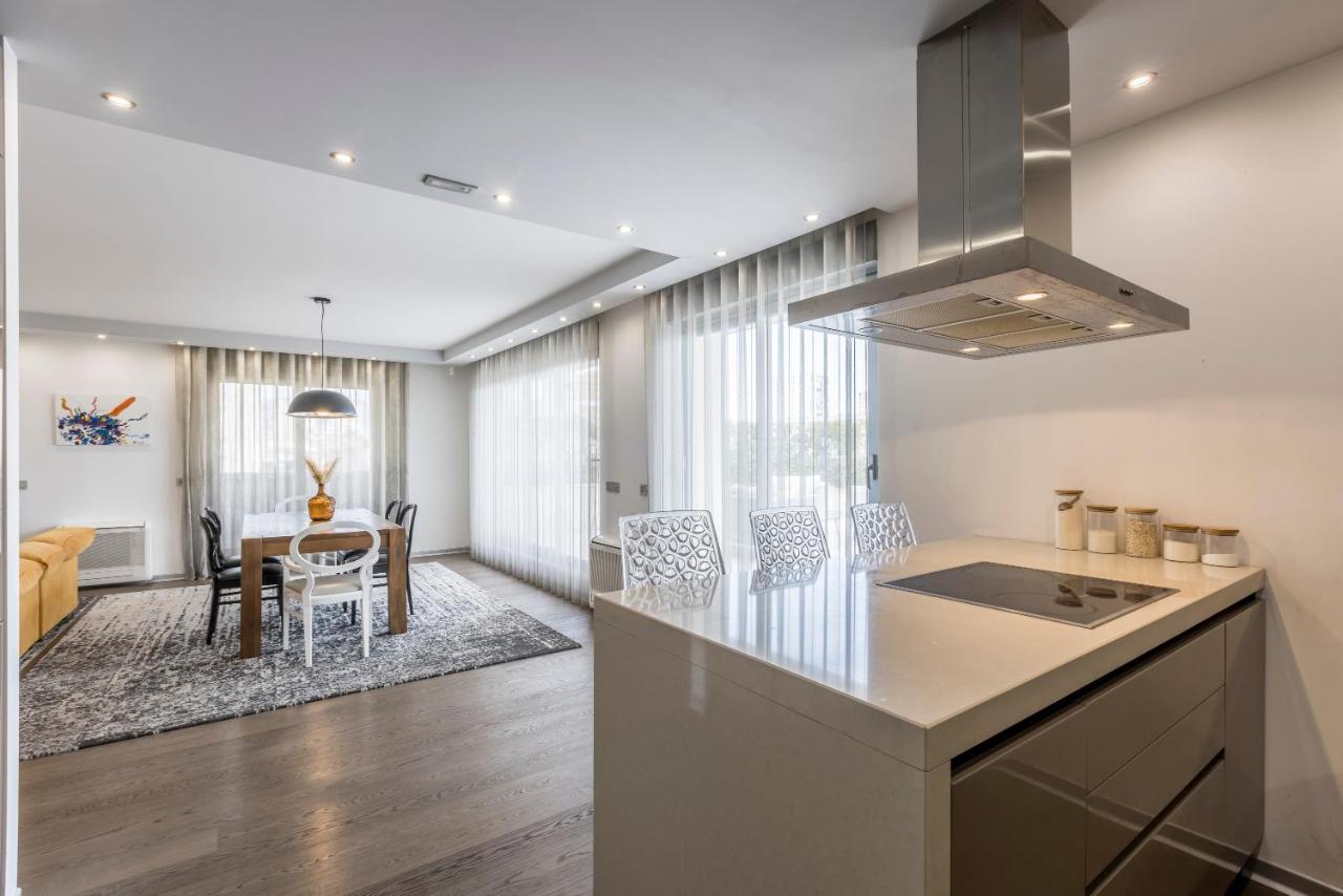 Апартаменты Lazarica Penthouse Сплит Экстерьер фото